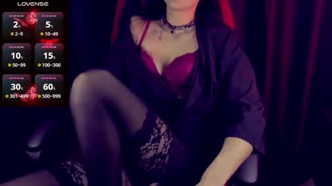 Snapshot of alariafatal chatting on 11-29-25, 10:35 Alaria online show from 11-29-25, 10:35