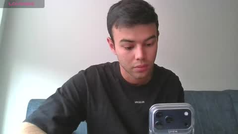 Snapshot of alaric_lust chatting on 03-26-26, 08:25 ALARIC online show from 03-26-26, 08:25