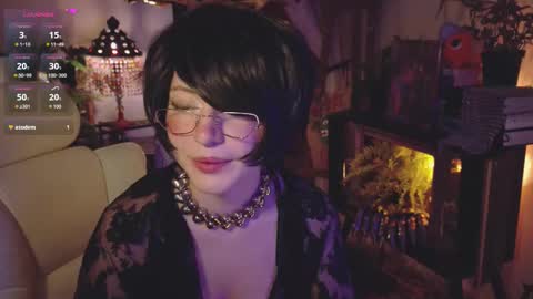 Snapshot of alaskagrace chatting on 09-10-25, 04:34 Alaska Grace       online show from 09-10-25, 04:34