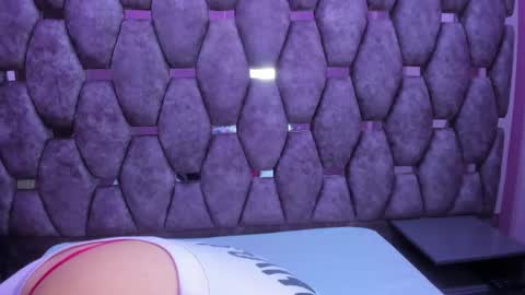 AlaSmith  online show from 10-26-25, 02:28