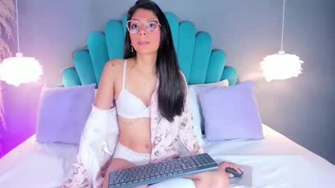 Alassia Hocthner online show from 09-13-25, 11:32