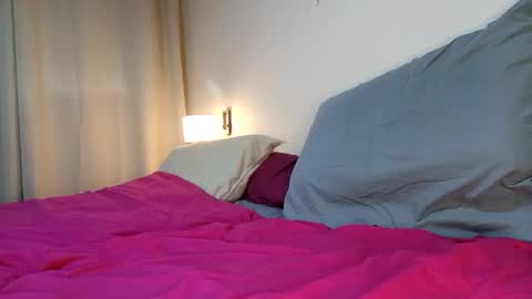 Snapshot of albanblspub chatting on 09-18-25, 04:58 albanblspub online show from 09-18-25, 04:58