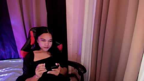 Snapshot of albedoxx chatting on 02-26-25, 04:24 Albedo online show from 02-26-25, 04:24