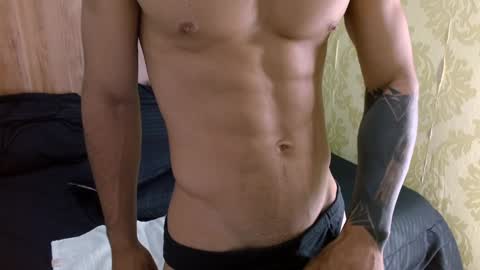 Snapshot of albertbernal69 chatting on 01-11-25, 05:20 Albert online show from 01-11-25, 05:20