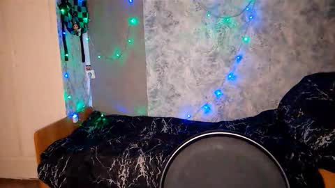 Im Katrina online show from 10-19-25, 05:35