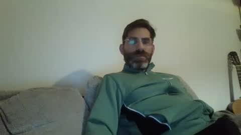 Snapshot of alcatrazcage chatting on 12-27-24, 07:14 Alcatrazcage online show from 12-27-24, 07:14