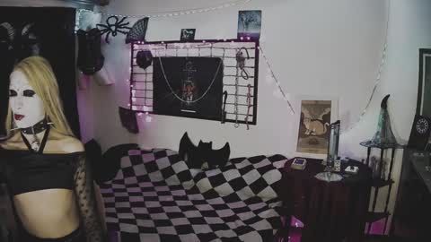 Mistic witch online show from 02-07-25, 08:44