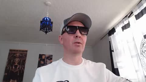 Snapshot of aldovitzo chatting on 04-03-26, 09:07 aldovitzo online show from 04-03-26, 09:07