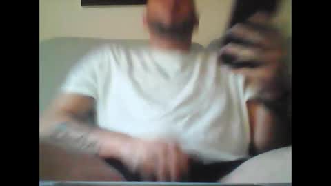 Snapshot of aleeexxxx4u chatting on 10-21-25, 07:53 aleeexxxx4u online show from 10-21-25, 07:53