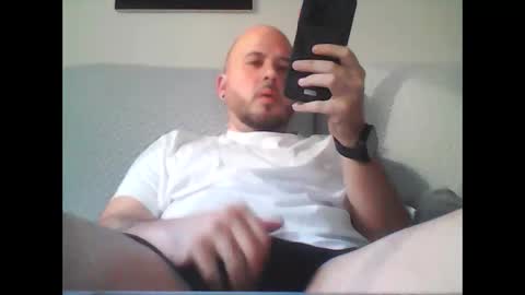 Snapshot of aleeexxxx4u chatting on 11-04-25, 09:08 aleeexxxx4u online show from 11-04-25, 09:08