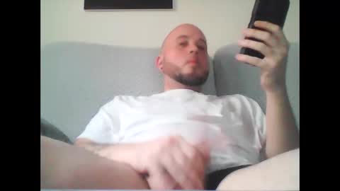 Snapshot of aleeexxxx4u chatting on 02-18-26, 10:44 aleeexxxx4u online show from 02-18-26, 10:44