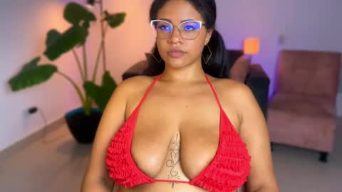 Snapshot of aleiascott chatting on 02-24-25, 03:55 Aleia online show from 02-24-25, 03:55