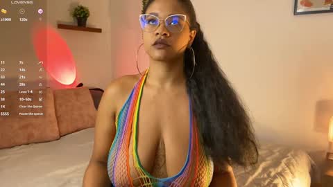 Snapshot of aleiascott chatting on 09-17-25, 11:17 Aleia online show from 09-17-25, 11:17