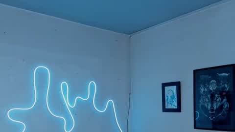 Alejandra online show from 11-13-25, 04:00