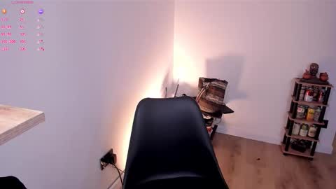 Snapshot of aleja1234lo chatting on 03-09-26, 01:31 aleja1234lo online show from 03-09-26, 01:31