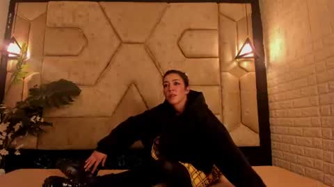 Snapshot of aleja__slav3 chatting on 07-07-26, 08:35 aleja__slav3 online show from 07-07-26, 08:35