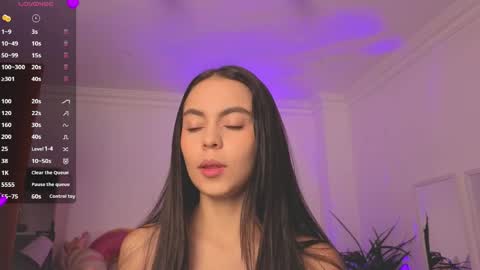 Snapshot of alejaa___ chatting on 05-12-26, 11:18 Alejandra online show from 05-12-26, 11:18
