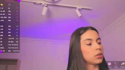 Snapshot of alejaa___ chatting on 06-05-26, 11:38 Alejandra online show from 06-05-26, 11:38