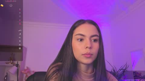 Alejandra online show from 06-30-26, 11:11