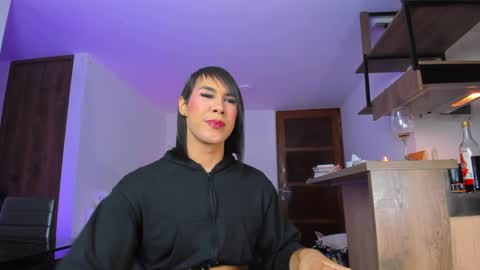 A L E J A N D R A online show from 02-14-25, 01:45