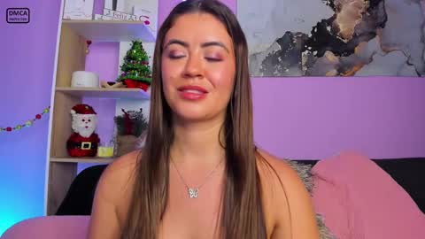 Snapshot of alejamoore chatting on 01-02-25, 12:02 Aleja Moore online show from 01-02-25, 12:02