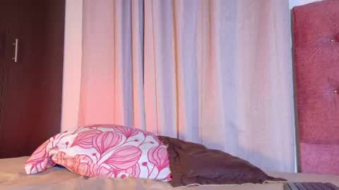 alejandra_dunn1 online show from 07-20-26, 07:05