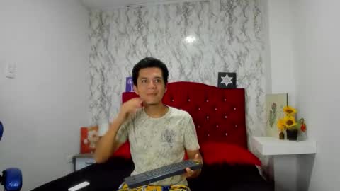 ALEJANDRA JAMES online show from 04-27-26, 11:30