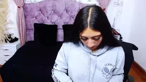 ALEJANDRA online show from 11-06-25, 11:11