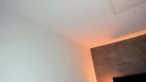 Alejandra online show from 12-19-25, 12:01