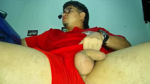 Snapshot of alejandro_b0y chatting on 09-21-25, 04:14 Alejandro online show from 09-21-25, 04:14