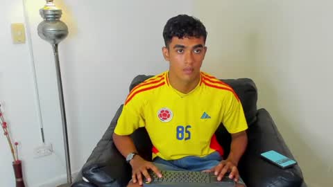 Alejandro williams online show from 06-17-26, 05:47
