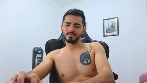 Snapshot of alejandroo_7 chatting on 12-27-24, 10:26 alejandroo_7 online show from 12-27-24, 10:26