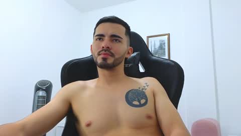 Snapshot of alejandroo_7 chatting on 01-03-25, 11:12 alejandroo_7 online show from 01-03-25, 11:12