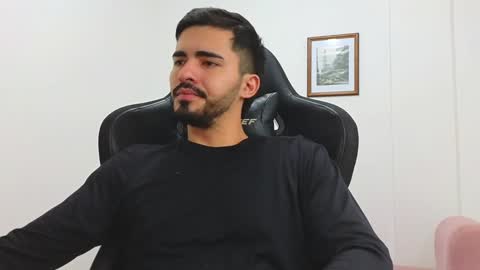 Snapshot of alejandroo_7 chatting on 01-14-25, 10:02 alejandroo_7 online show from 01-14-25, 10:02