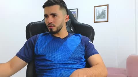 Snapshot of alejandroo_7 chatting on 01-23-25, 09:39 alejandroo_7 online show from 01-23-25, 09:39