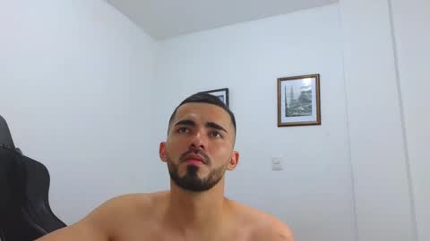 Snapshot of alejandroo_7 chatting on 02-25-25, 11:00 alejandroo_7 online show from 02-25-25, 11:00