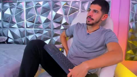 Alejo  online show from 01-07-26, 08:33