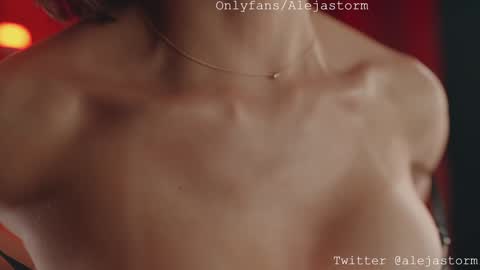 Snapshot of alejastorm chatting on 02-20-26, 02:19 Alejandra online show from 02-20-26, 02:19