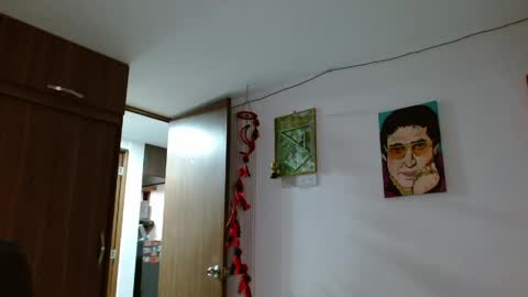 Snapshot of alejo_hot23 chatting on 05-03-26, 01:33 David online show from 05-03-26, 01:33