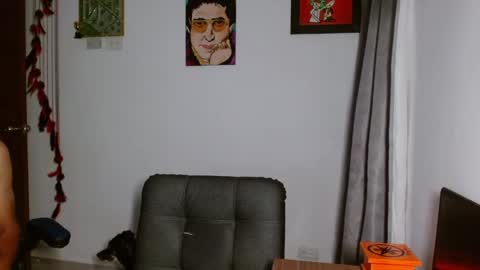 Snapshot of alejo_hot23 chatting on 06-06-26, 02:05 David online show from 06-06-26, 02:05