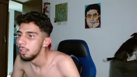 Snapshot of alejo_hot23 chatting on 06-16-26, 01:41 David online show from 06-16-26, 01:41