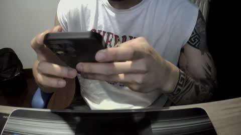alejoduarte16 online show from 06-19-26, 03:38