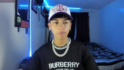 Snapshot of alejoo_storms chatting on 10-14-25, 07:42 alejo online show from 10-14-25, 07:42