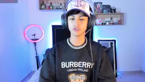 Snapshot of alejoo_storms chatting on 11-11-25, 08:14 alejo online show from 11-11-25, 08:14