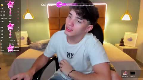 Snapshot of alejootwink chatting on 12-20-25, 01:12 ALejoo Saenz online show from 12-20-25, 01:12