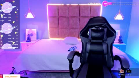 Snapshot of alejootwink chatting on 03-08-26, 01:25 ALejoo Saenz online show from 03-08-26, 01:25