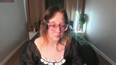 Aleks online show from 04-10-26, 01:33