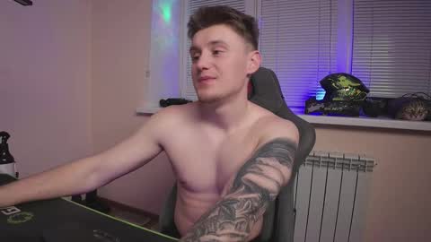 Snapshot of aleks_fisher chatting on 02-17-26, 11:55 Alex and Linar online show from 02-17-26, 11:55