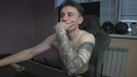 Snapshot of aleks_fisher chatting on 04-01-26, 02:36 Alex and Linar online show from 04-01-26, 02:36