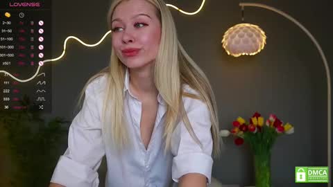 Snapshot of aleksa_cutie chatting on 03-07-25, 09:18 Next stream - 2 dec - online show from 03-07-25, 09:18
